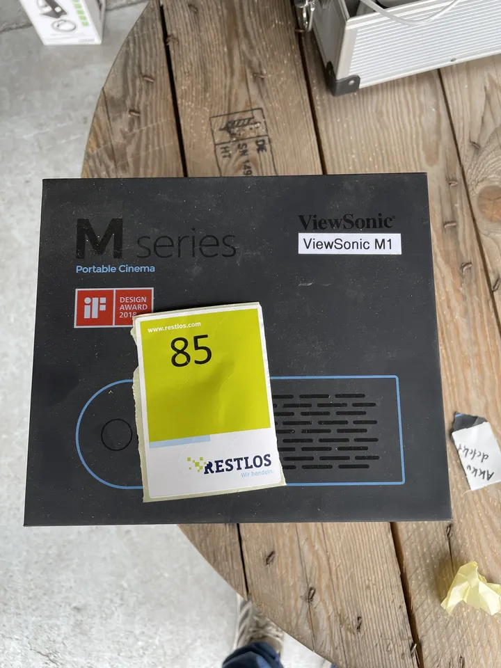 ViewSonic Beamer M1 mit Netzteil und Fernbedienung